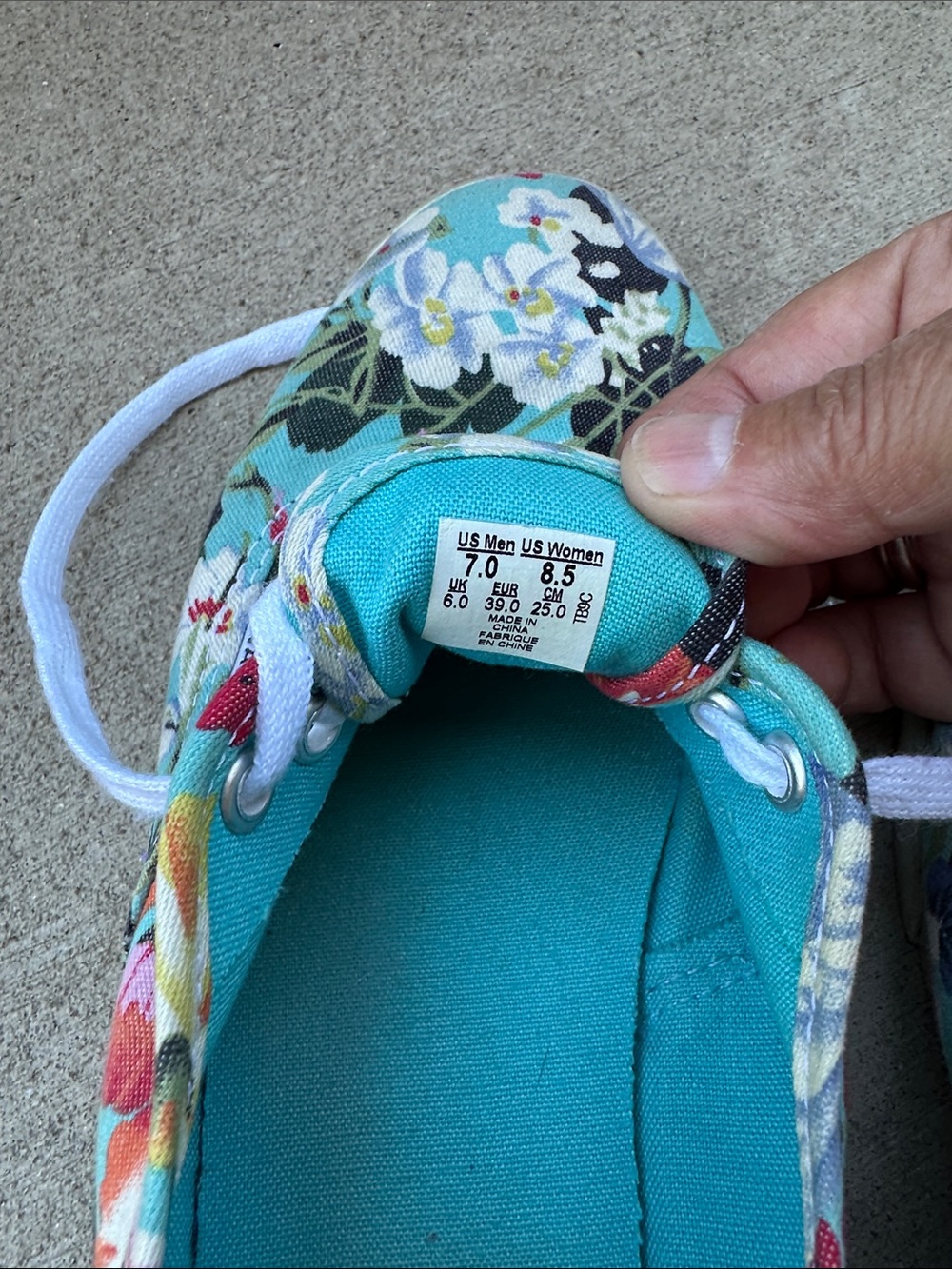 Vans Teal Floral Canvas Lace-Up Sneakers for Women - Picture 3 of 8